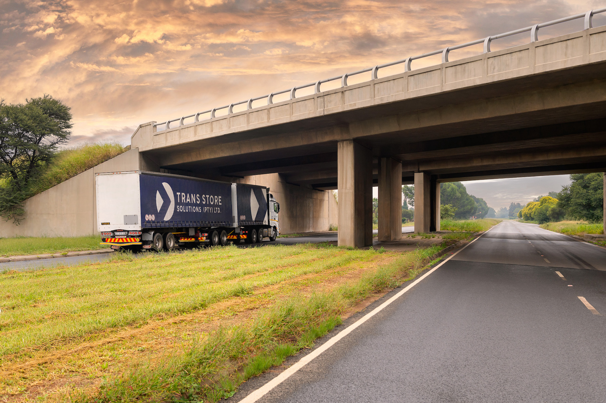 Trans Store Solutions – Distribution Services – Same-day? No problem. Trans Store Solutions – Distribution Services – Same-day? No problem.